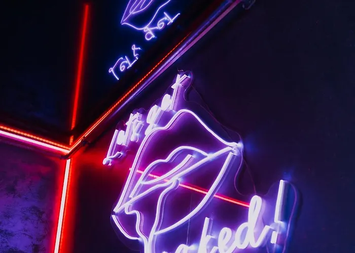 Jacuzzl & * بوخارست